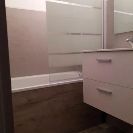 Les Genets Apartment
